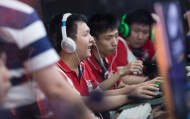 Invictus Gaming动态：Emo大神状态起伏，英雄池问题在TI被放大。