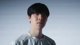 LPL导播泪洒直播间！IG比赛TheShy剑姬封神，T1门票遭电竞黄牛炒至天价