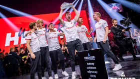 从主播到职业，选手 ZmjjKK 入选《福布斯》30岁以下精英榜。