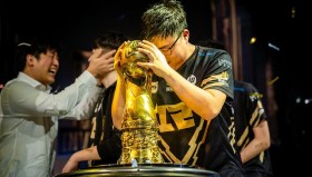 经典重现：TheShy上单滑板鞋线上打穿对手