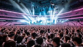 T1战队银海应援与iG战队粉丝狂欢：电竞文化中的多元应援魅力